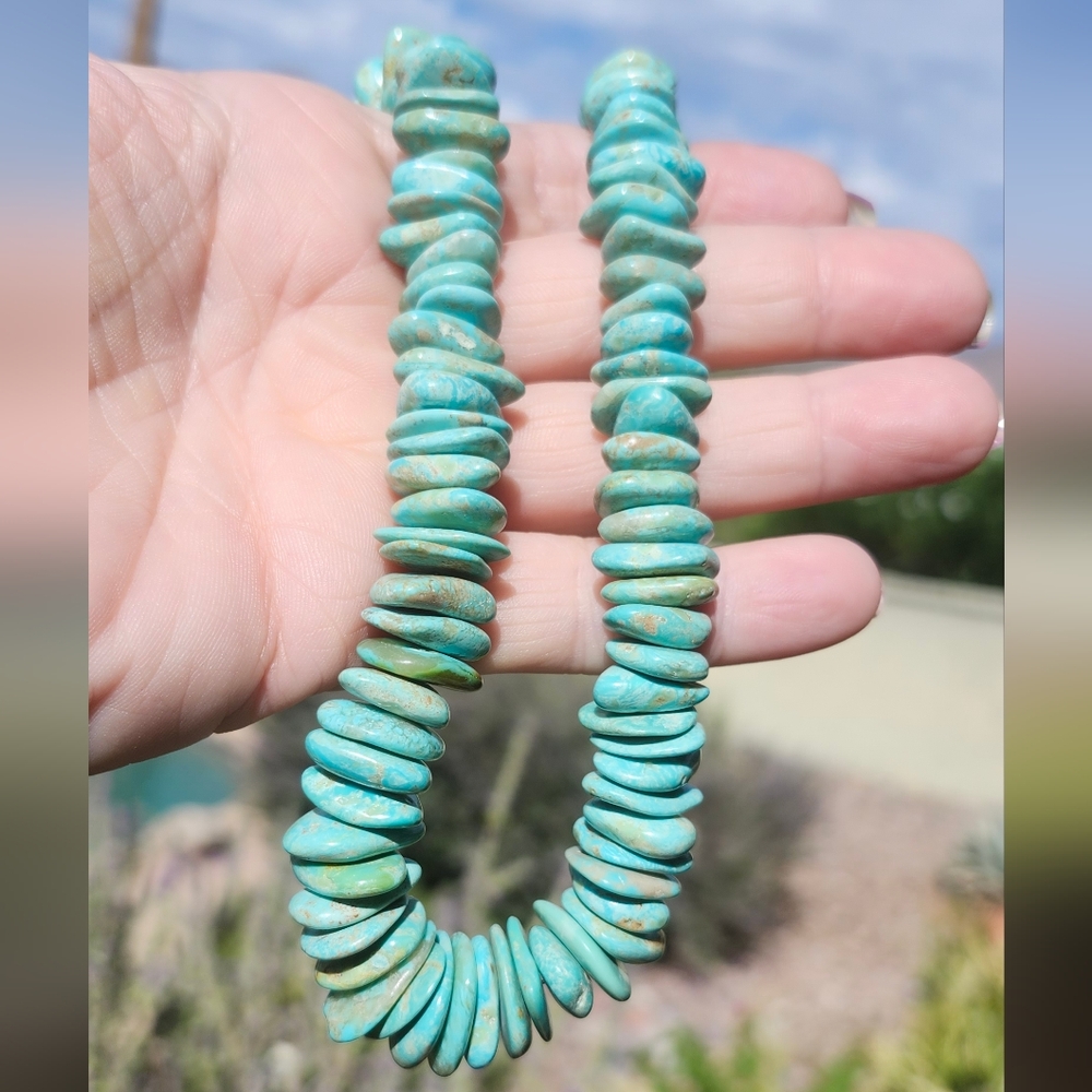 Turquoise Beaded Necklace - Picture 5 of 16